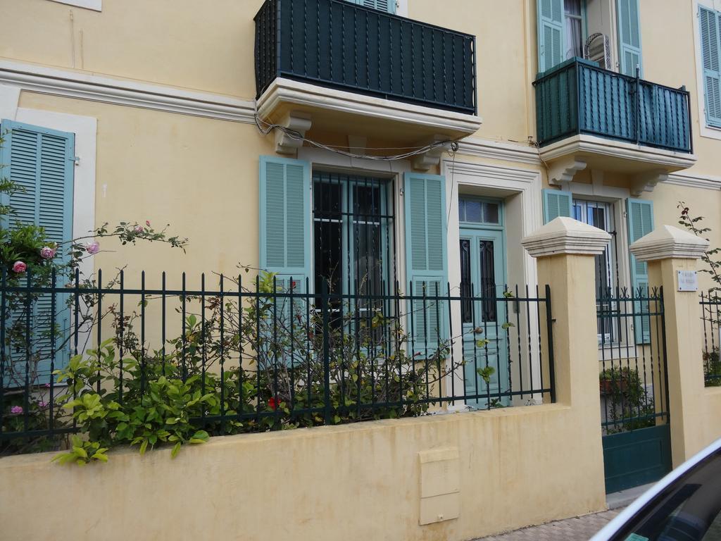 La Maison Au Soleil Menton Rum bild